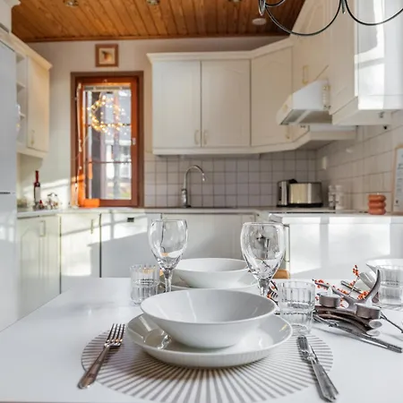 Apartment Koda Halo - Sauna, Parking & Playstation *