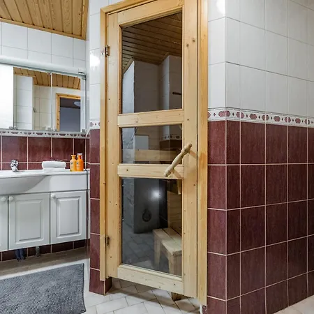 Koda Halo - Sauna, Parking & Playstation Apartment Rovaniemi